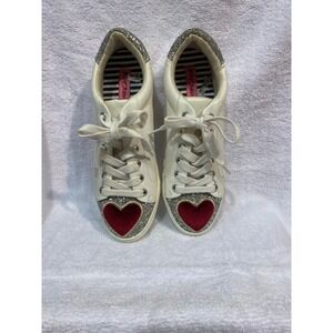 Betsey Johnson Blair White Red Heart Glitter Sneakers Women's Size 7.5